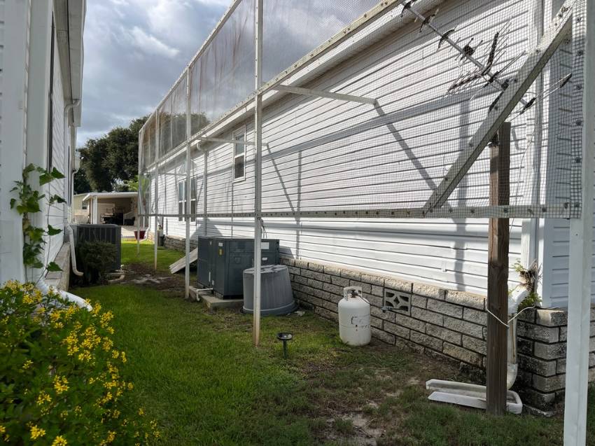 1284 Las Brisas Lane a Winter Haven, FL Mobile or Manufactured Home for Sale